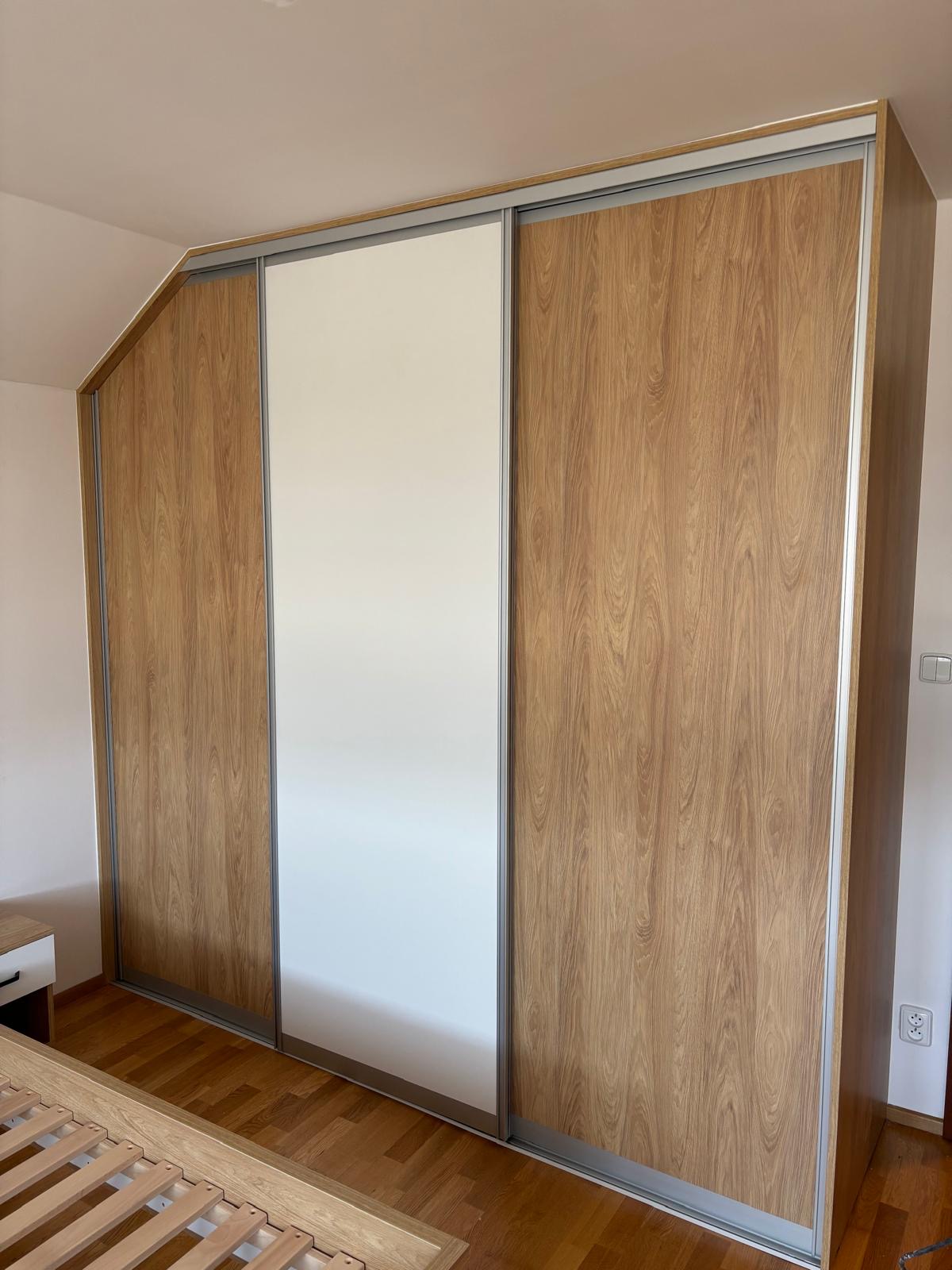 FALAT Vstavaté skrine